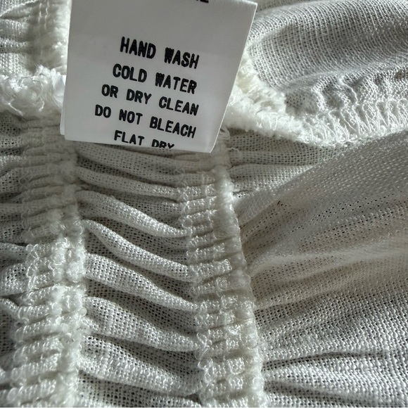 Beachy Linen blend creamy white halter style bodycon summer crop top - Picture 10 of 11